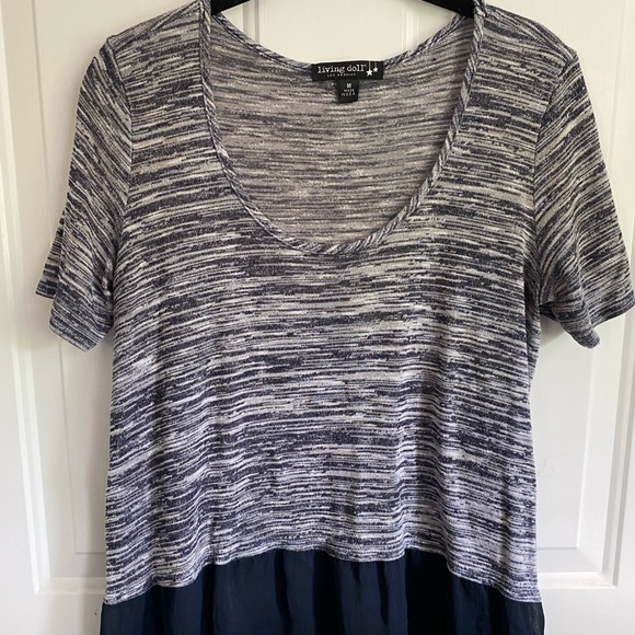Living Doll Juniors Navy Blue White Short Sleeve Top with Ruffle Hem Size Medium - Picture 1 of 6